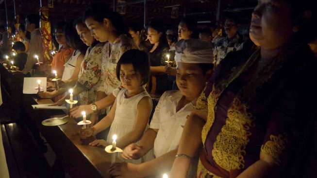 Misa Natal di Berbagai Daerah