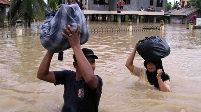 Kartu Belanja Khusus Korban Banjir Belum Bisa Berlaku 2015