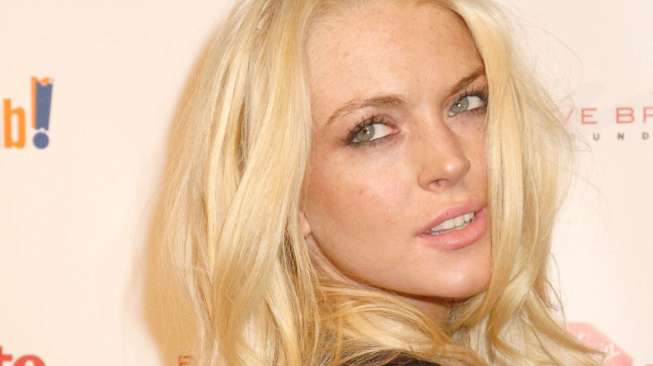 Lindsay Lohan Ucapkan Selamat Lebaran, Kutip Ucapan Bunda Teresa