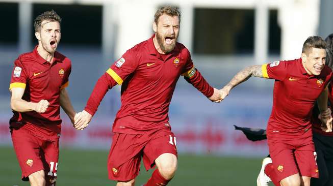 De Rossi Hampir Tinggalkan Roma