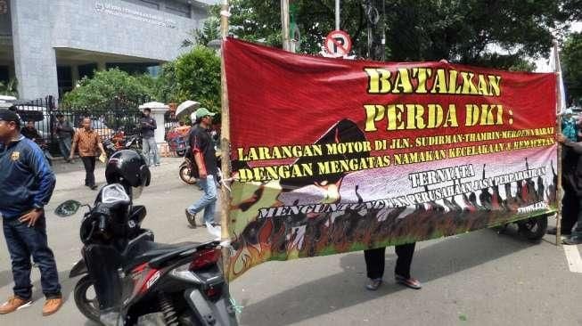 Zona Larangan Motor Diperluas, Tukang Ojek Ancam Jadi Copet