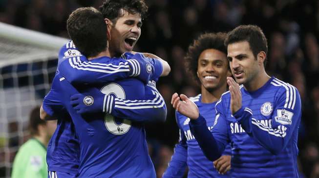 Pemain Chelsea rayakan gol Diego Costa ke gawang Newcastle United (11/1) [Reuters/Stefan Wermuth]