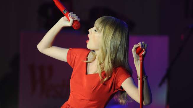 Kado Natal,  Taylor Swift Raih 60 Juta Followers Instagram