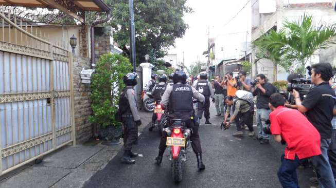 Rumah Budi Gunawan Dijaga Anggota Brimob Bersenjata