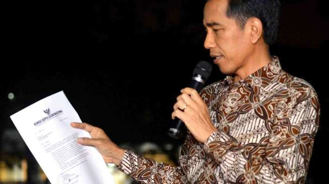 Didampingi Mensesneg dan Dirjen Pajak, Jokowi Laporkan SPT