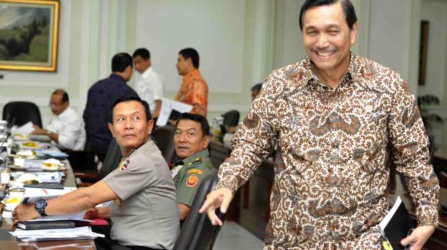 Rapat tersebut membahas kebijakan penanggulangan terorisme dan radikalisme agama.