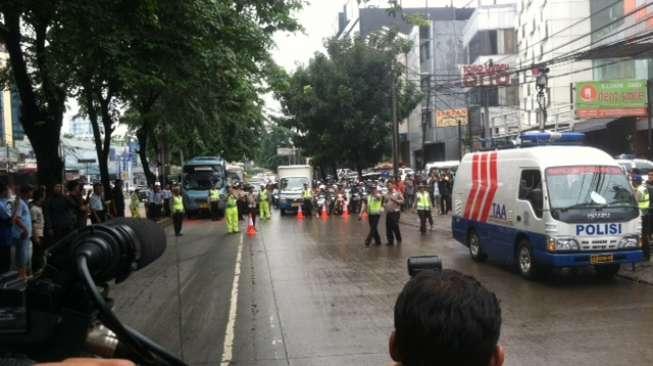 Olah TKP kali ini untuk mengetahui kecepatan kendaraan yang di kemudikan oleh Christopher.