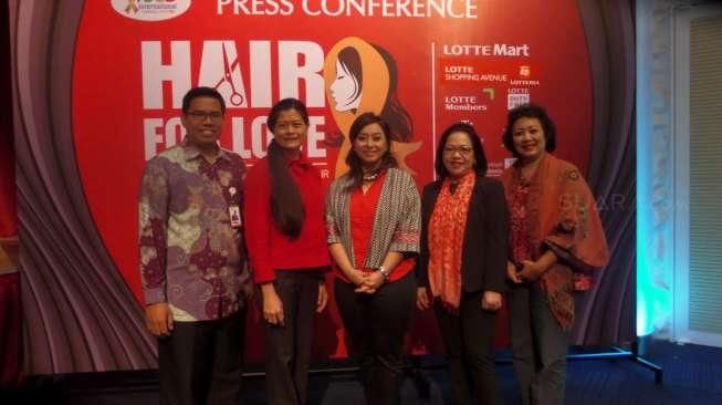 Galang Dana Untuk Anak Penderita Kanker Lewat "Hair for Love"