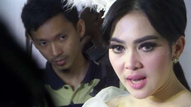 Bareskrim Minta Syahrini Mau Diperiksa Pekan Depan