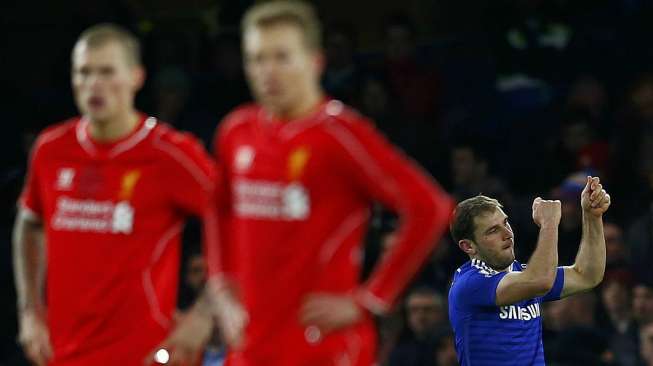 Chelsea memastikan lolos ke final Piala Liga Inggris setelah di semifinal mengalahkan Liverpool 1-0 di Stamford Bridge, Rabu (28/1). [Reuters/Eddie Keogh]