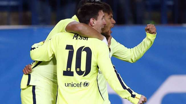 Barcelona menang 3-2 atas Atletico Madrid dan berhak lolos ke semifinal.