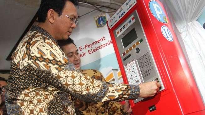 Pertahankan Parkir Meter, Ahok: Supaya Duitnya Nggak Dicolong