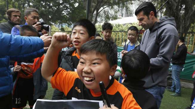 Luis Figo