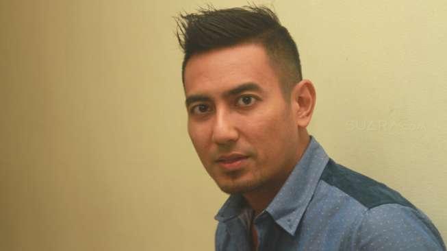 Garap Album Baru, Rio Febrian Gandeng Musisi Swedia