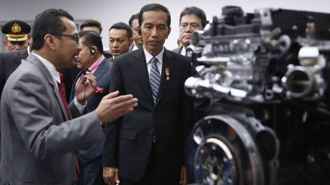 Proton Sudah Mau Bangkrut, Jokowi Sebaiknya Perbaiki Transportasi