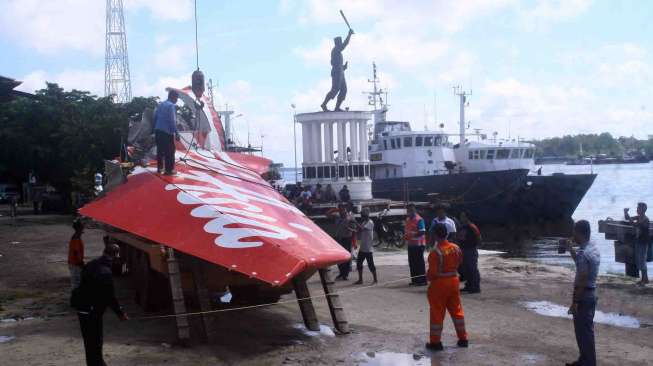 Ekor AirAsia Dibawa ke Jakarta