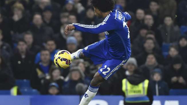 Willian Kokohkan Chelsea di Puncak Klasemen Liga Primer