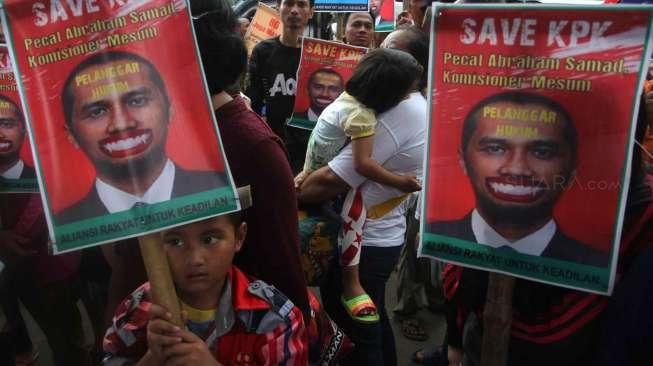 Aksi Save KPK