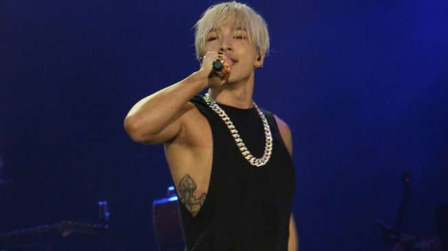 Telanjang Dada, Taeyang Pukau Ribuan Penggemarnya