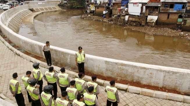 Proyek Normalisasi Kali Ciliwung