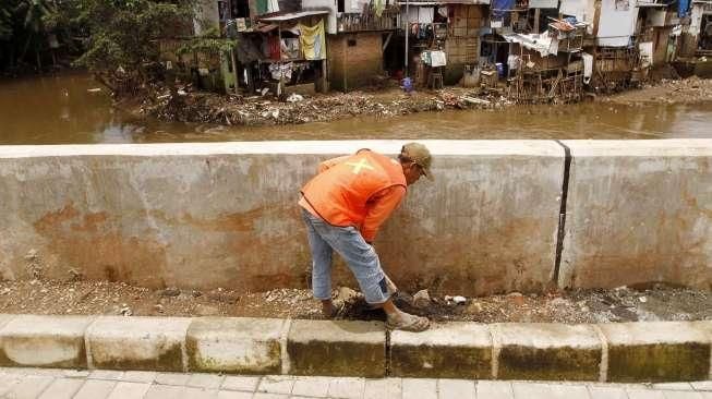 Proyek Normalisasi Kali Ciliwung