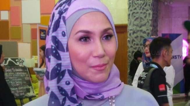 Marini Zumarnis Senang Banyak Perempuan Berhijab