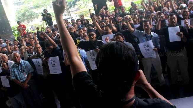 Diancam Menpan, Pegawai KPK Ajari Yuddy Chrisnandi Baca UU KPK