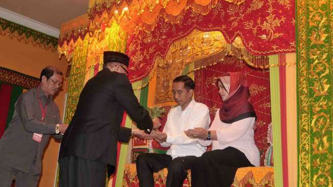  Kunjungan Presiden Joko Widodo besama rombongan ke Aceh yang dijadwalkan tanggal 8-10 Maret mengunjungi PT Pertamina Gas Arun.