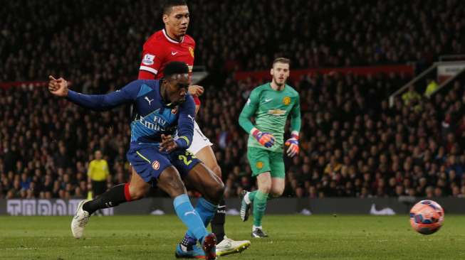 Welbeck Permalukan MU di Old Trafford, Arsenal ke Semifinal FA