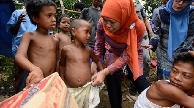 Akan Digugat YLKI karena Beri Rokok, Ini Tanggapan Khofifah