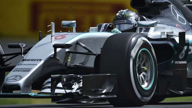 Dramatis, Rosberg Cetak Hat-trick di Monaco