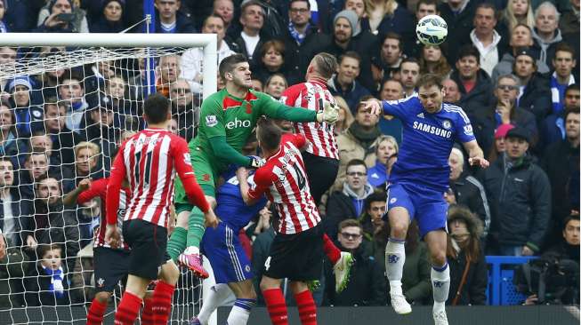 Imbangi Chelsea, Koeman Puji Forster