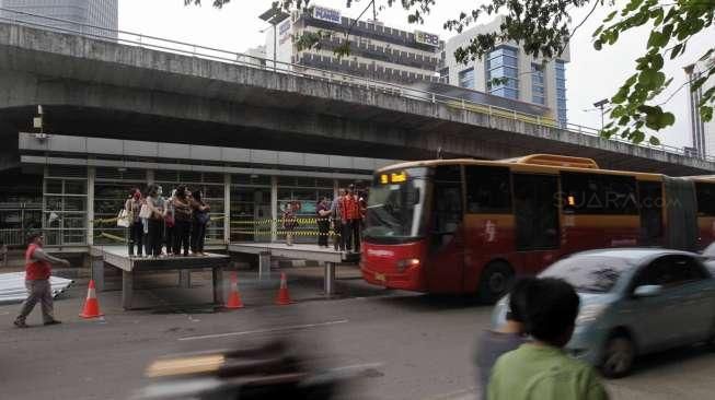 Tusuk Penumpang Saat Duduk di Halte Busway, Sudirman Ditetapkan Tersangka