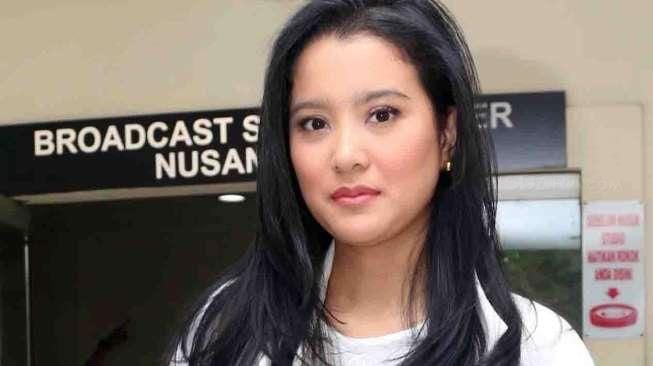 Artis cantik Marcella Zalianty berencana menambah momongan. Padahal dia telah dikaruniai dua anak laki-laki.