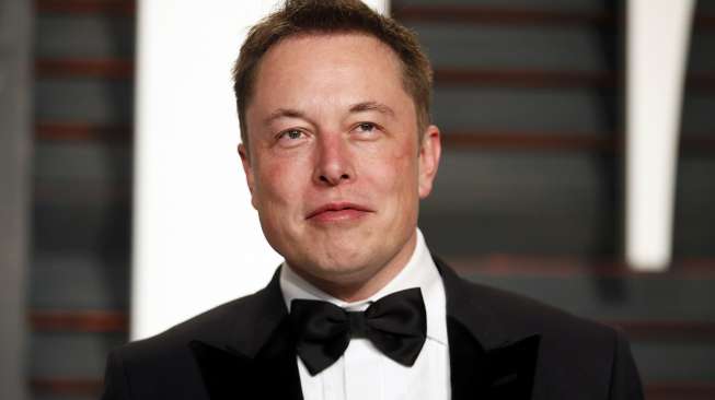 CEO Tesla Motors: Di Masa Depan, Orang Dilarang Pegang Kemudi