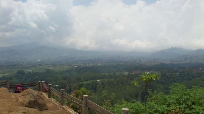 4 Tempat Wisata di Bandung yang Lagi Hits, Tak Boleh Dilewatkan!