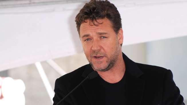 Barang-barang Russel Crowe Dilelang, Laku 2,8 Juta Dolar AS