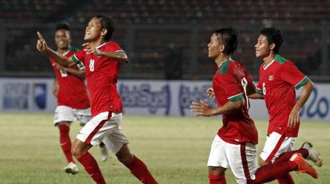 Momen kemenangan timnas Indonesia atas Timor Leste pada Kualifikasi Piala Asia 2016, Jumat (27/3/2015). [suara.com/Kurniawan Mas'ud]