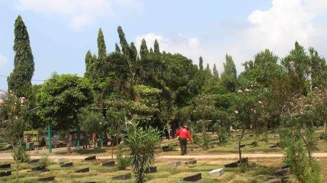 Sebagian Tempat Pemakaman Umum (TPU) di Jakarta, akan dibangun menjadi taman interaktif bagi warga. 