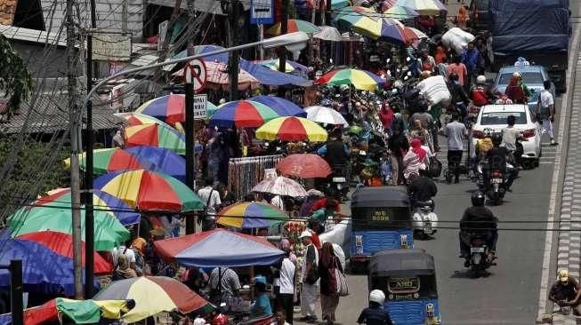 Sindir PKL, Ahok: Dagang di HI, Minta Jatah Grand Indonesia