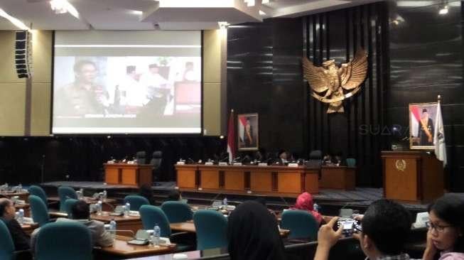 Bahas Hasil Angket soal Etika Ahok, DPRD DKI Tayangkan Video