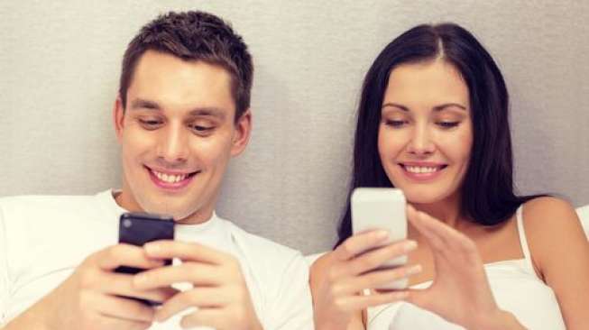 Ini Pandangan Perempuan Soal "Sexting"