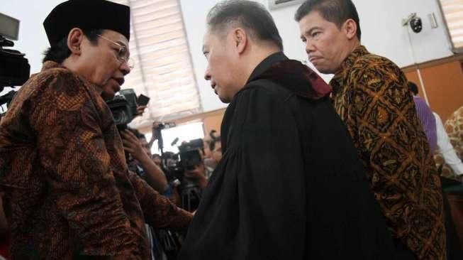 Pengadilan Negeri Jakarta Selatan menolak permohonan pencabutan status tersangka Suryadharma Ali dalam kasus dugaan korupsi dana haji Kementerian Agama, (8/4). [Suara.com/Oke Atmaja]