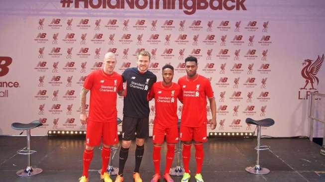 Liverpool Luncurkan Kostum Musim Depan