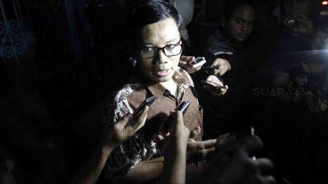 Bareskrim Polri menggeledah kantor Perusahaan Umum Percetakan Negara di Jalan Percetakan Negara 21, Jakarta Pusat, Rabu (15/4). [Kurniawan Mas'ud]