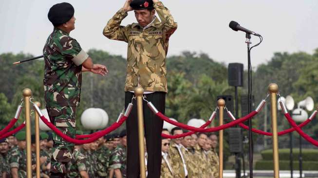 Pergantian Panglima TNI, DPR Minta Jokowi Bersikap Netral