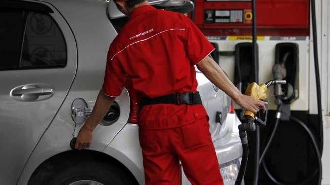 Harga Minyak Anjlok, DPR: Premium Harusnya Rp5.600 Per Liter