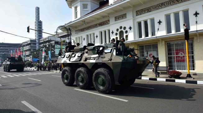 Polri dan TNI menyiapkan sekitar 4435 personil gabungan untuk mengamankan jalannya peringatan ke-60 tahun Konferensi Asia Afrika.