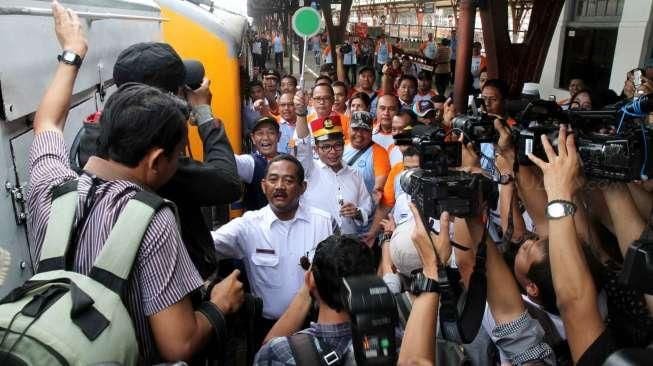 Menaker bersama Federasi Serikat Pekerja (FSP) Sinergi BUMN memperingati Hari Buruh se-Dunia (May Day).