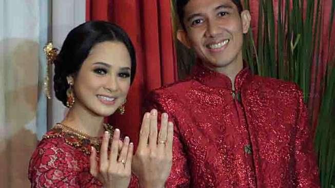 Andien dan suaminya, Irfan Wahyudi alias Ippe berbagi cerita tentang pernikahan mereka pada Senin (27/4) lalu.